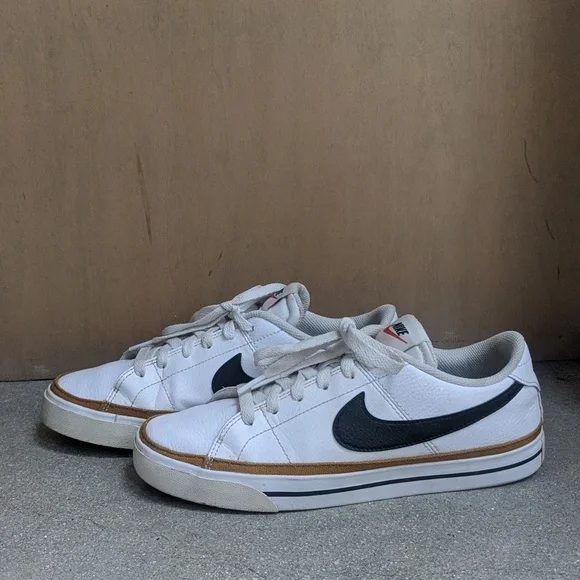 ❤️ Women's Nike Court legacy shoes 8.5 - Picture 3 of 13